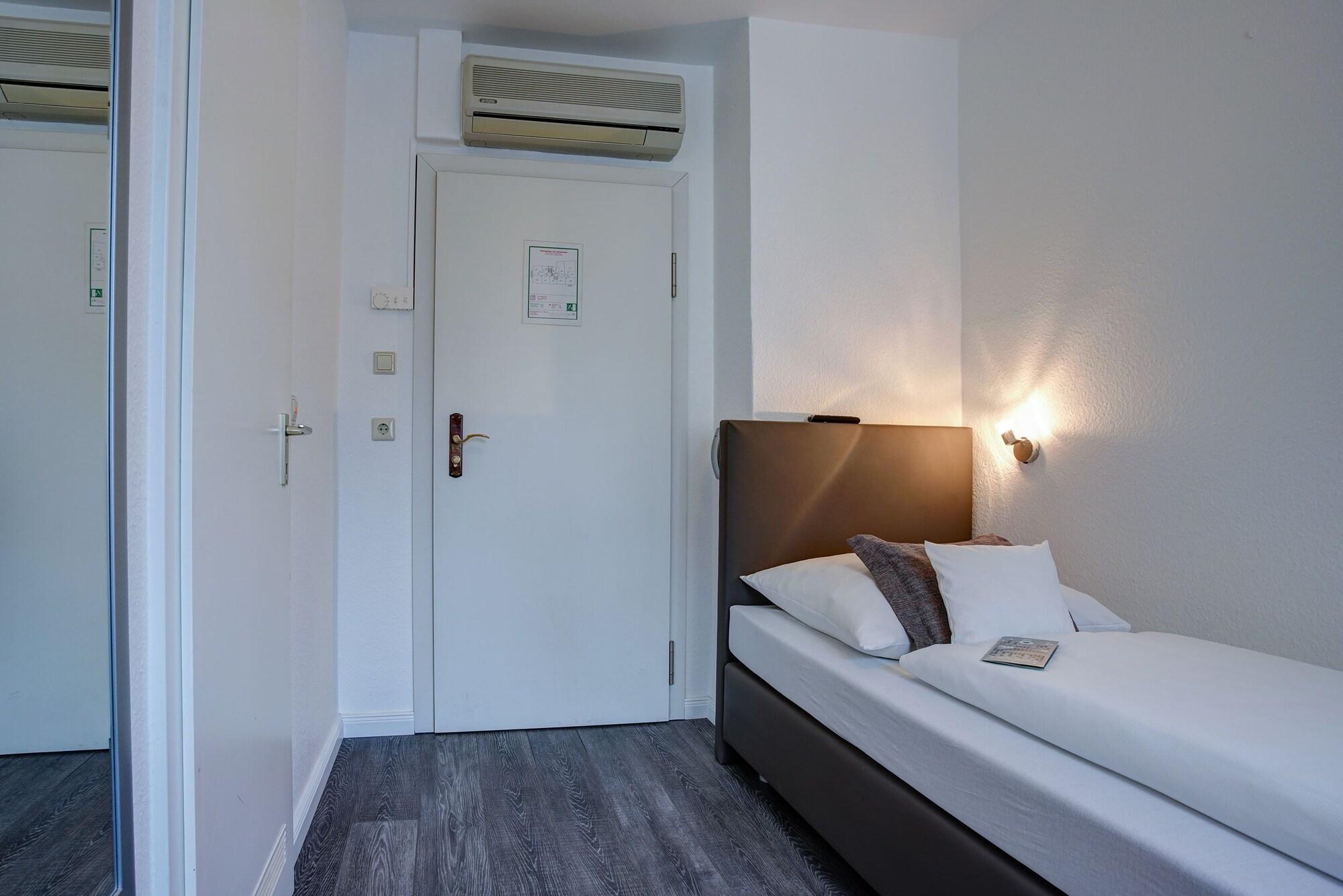 Hotel Atlanta Хановер Екстериор снимка